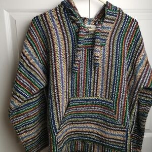 Source Unknown Red and Blue Crew Neck Sweater